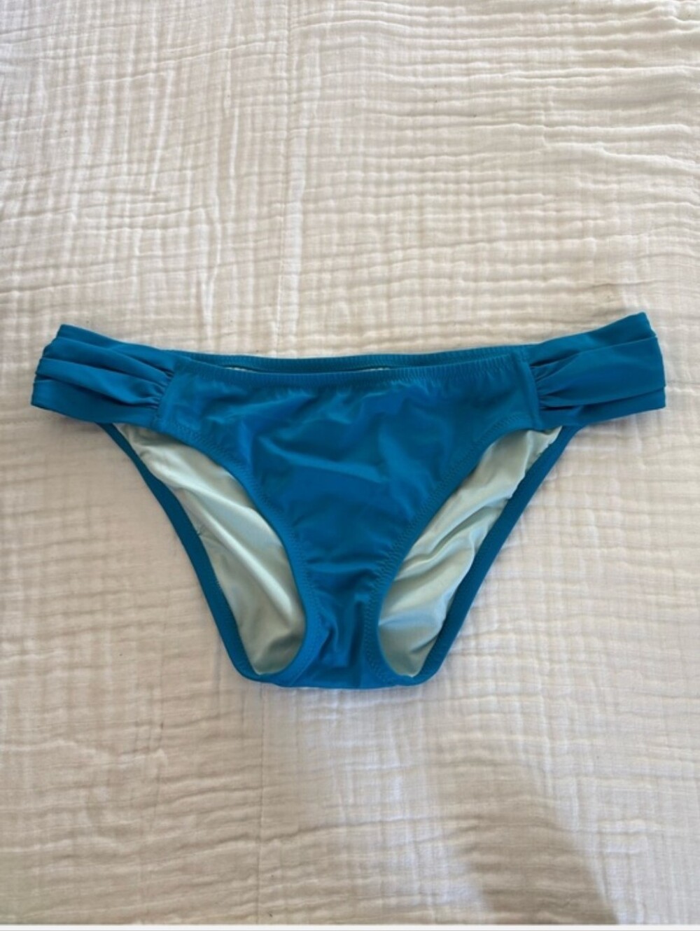 Victoria’s Secret The Knockout Bikini Bottoms Size Large
